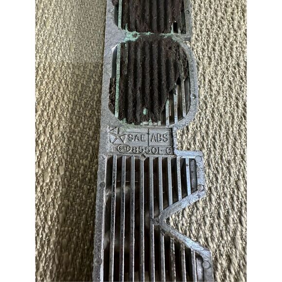 Dodge Ram 3500 RH Emblem 85501-C Chrome Used Condition genuine part ￼ - Picture 6 of 9